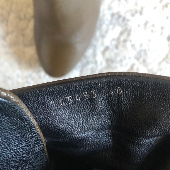 Balenciaga Textured Leather Ankle Boots - Size 40 - Picture 6 of 10